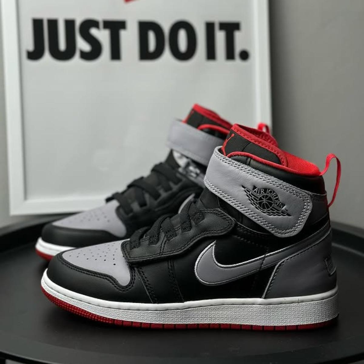 Giày Air Jordan 1 High FlyEase GS Cement Grey DC7986-010 - Ảnh 2