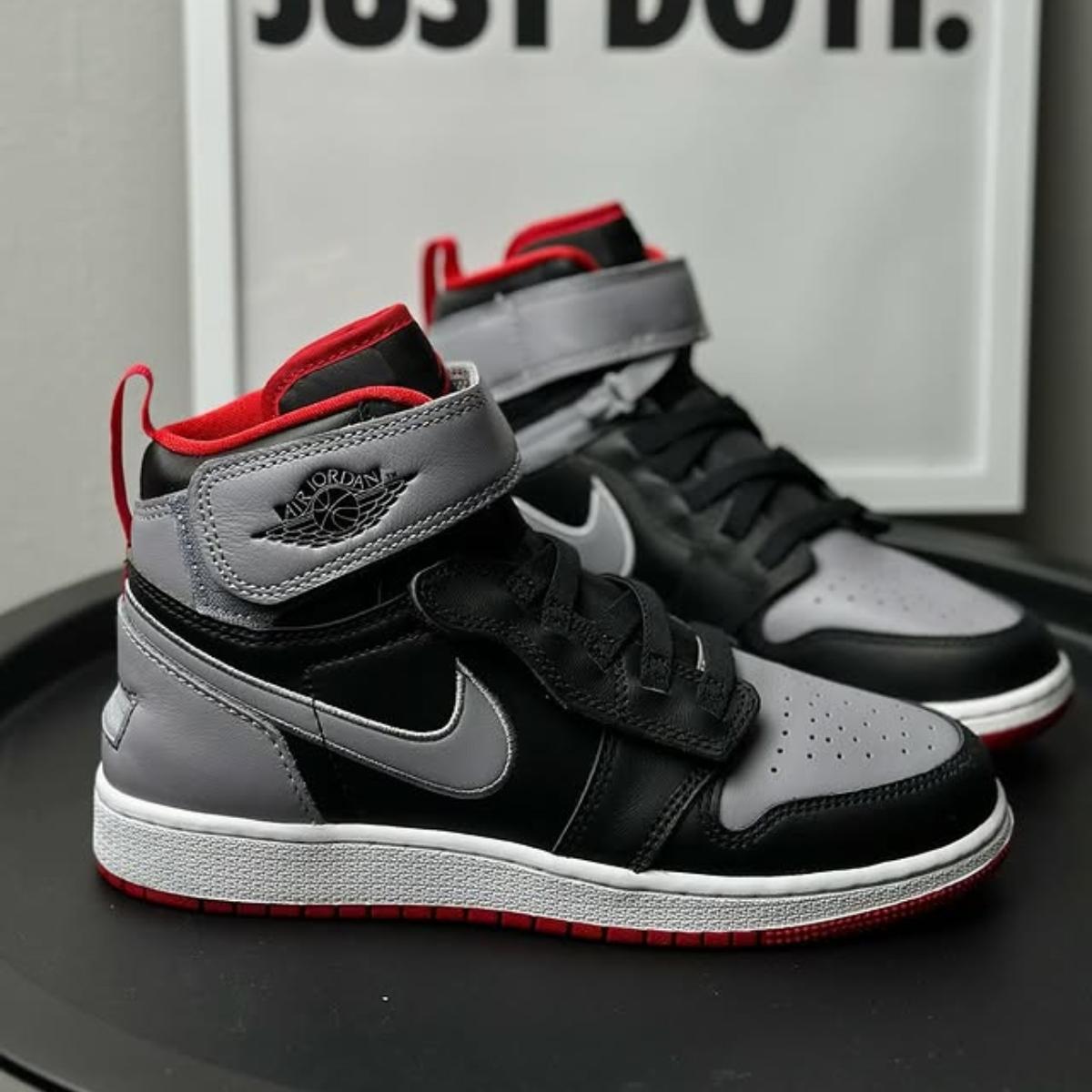 Giày Air Jordan 1 High FlyEase GS Cement Grey DC7986-010 - Ảnh 5