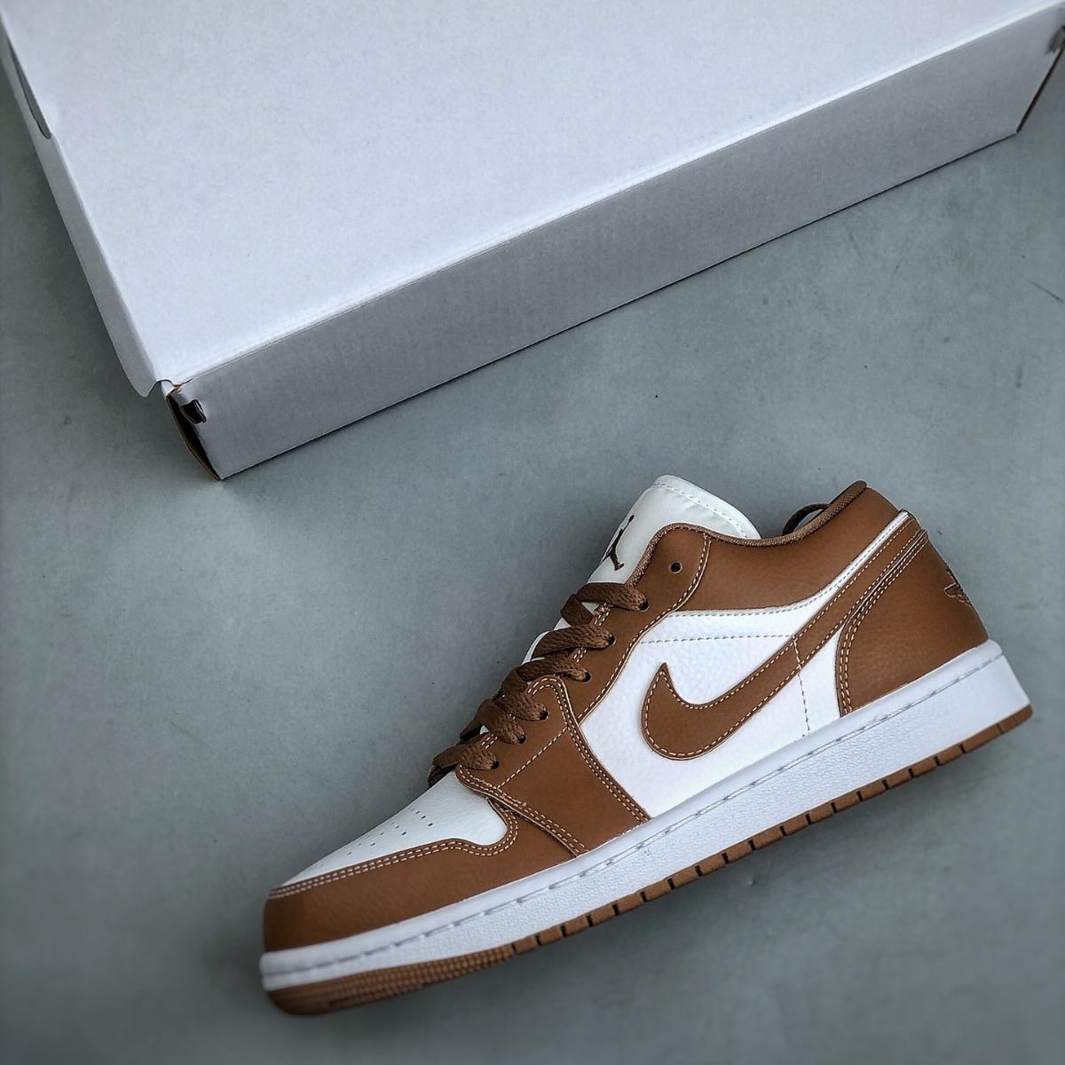 Chi tiết upper da và màu Archaeo Brown trên Air Jordan 1 Low DC0774-202