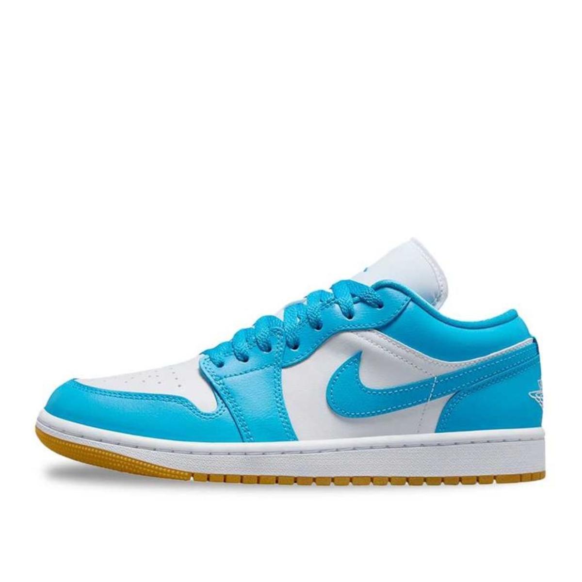 Giày Air Jordan 1 Low Dark Powder Blue DC0774-104 nhìn tổng thể