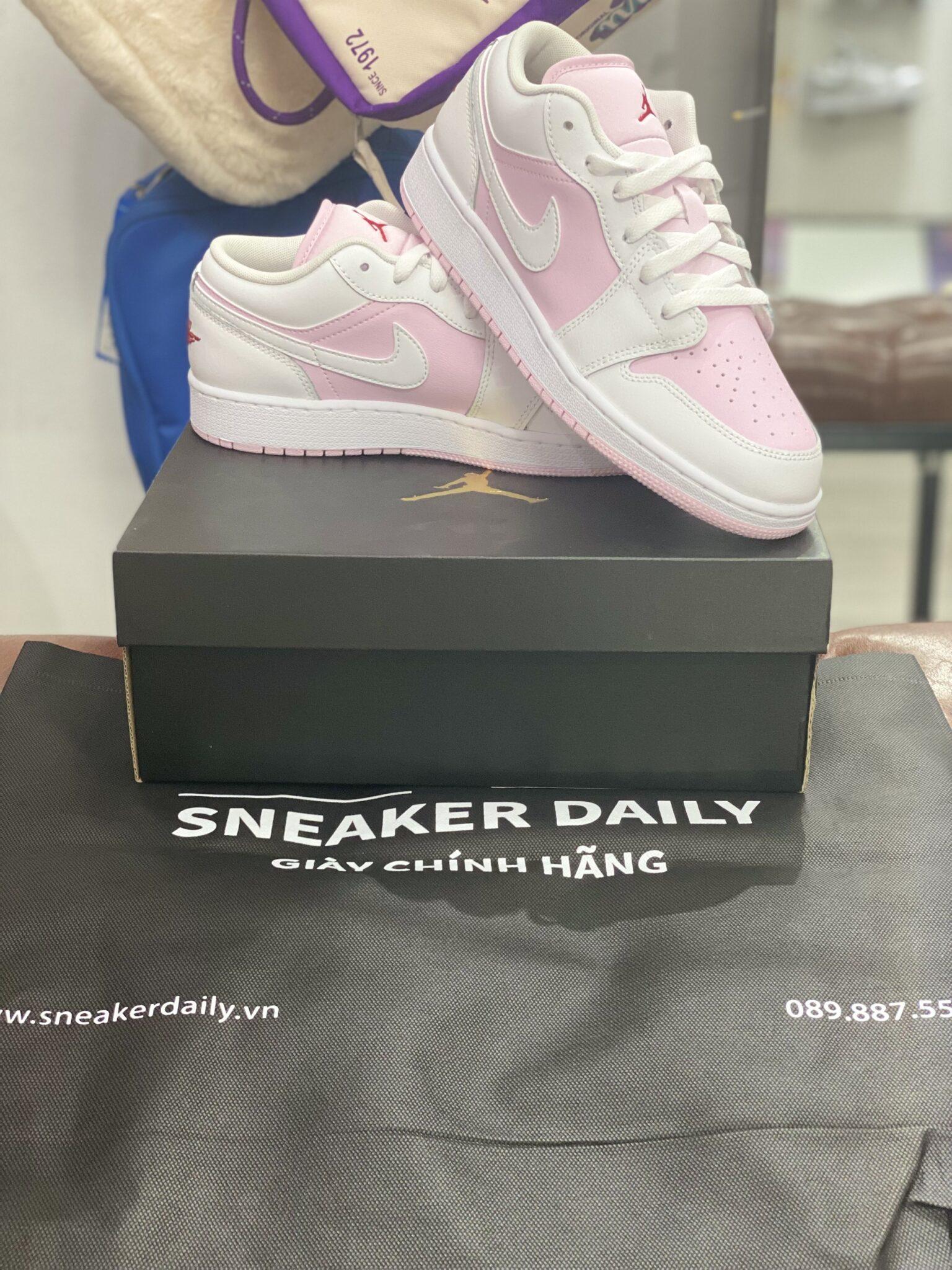Đế giày Air Jordan 1 Low Pink Foam White 553560-608 nhìn gần