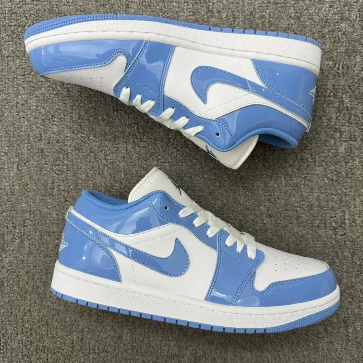 Đế giày Air Jordan 1 Low SE Legend Blue và hoa văn outsole