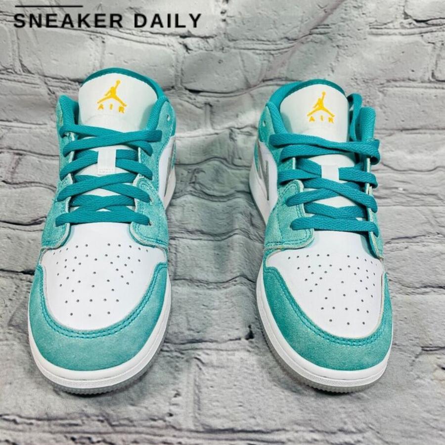 Giày Air Jordan 1 Low SE New Emerald (GS) DO8244-301 - Ảnh 8