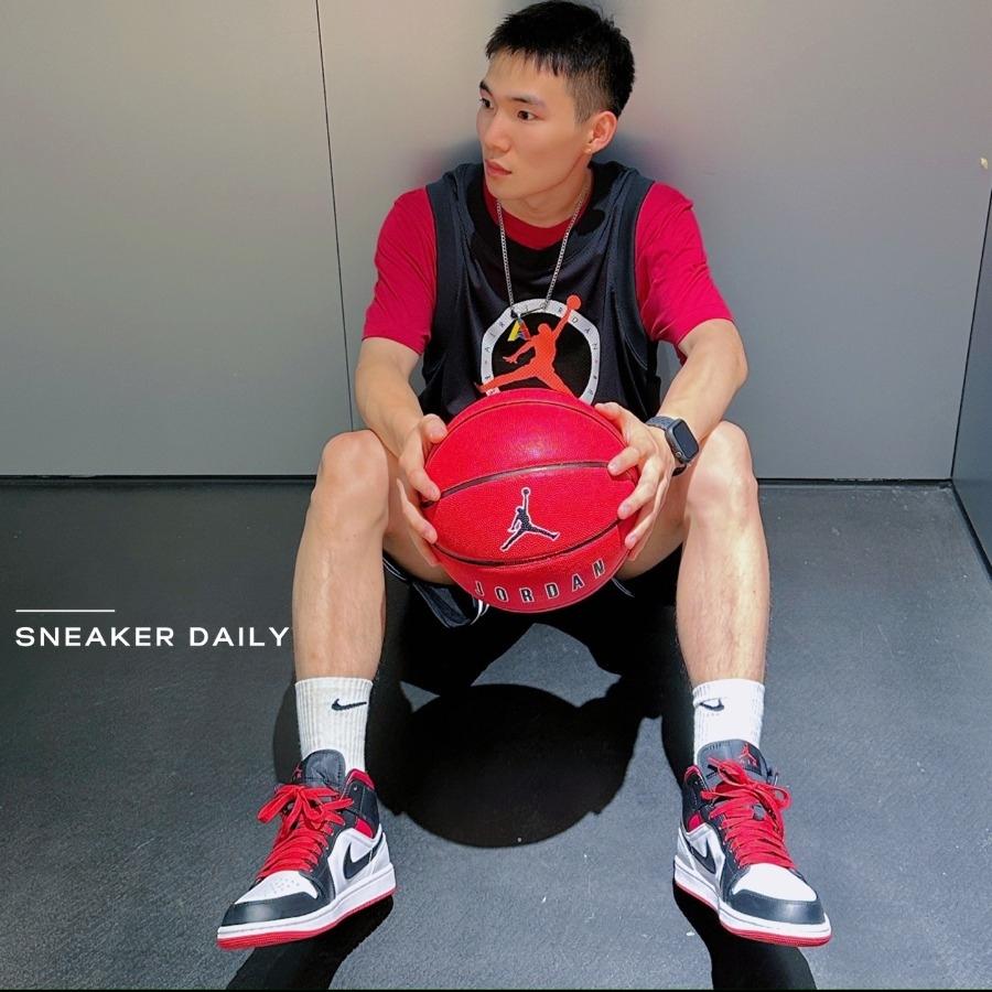Giày Air Jordan 1 Mid GS Gym Red Black Toe DQ8423-106 - Ảnh 2