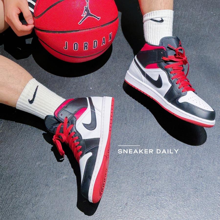 Giày Air Jordan 1 Mid GS Gym Red Black Toe DQ8423-106 - Ảnh 3