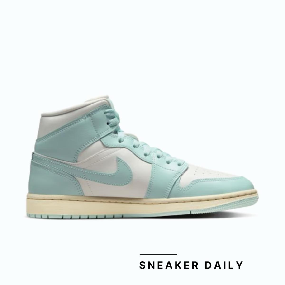Chi tiết phối màu Light Dew xanh ngọc lam nhạt trên Air Jordan 1 Mid BQ6472-132