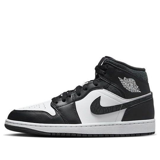 Giày Air Jordan 1 Mid SE Panda Elephant FB9911-001 phối màu trắng đen