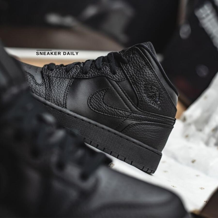 Giày Air Jordan 1 Mid Triple Black 2020 554725-091 - Ảnh 3