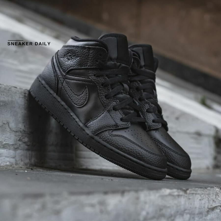 Giày Air Jordan 1 Mid Triple Black 2020 554725-091 - Ảnh 4