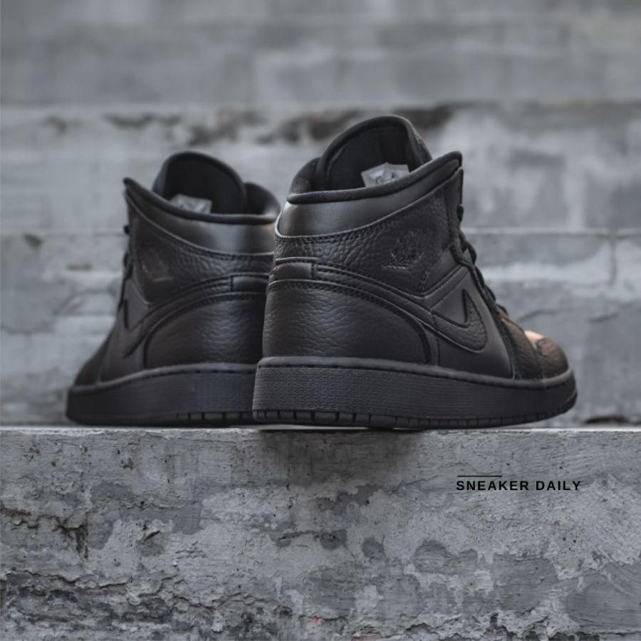 Giày Air Jordan 1 Mid Triple Black 2020 554725-091 - Ảnh 8