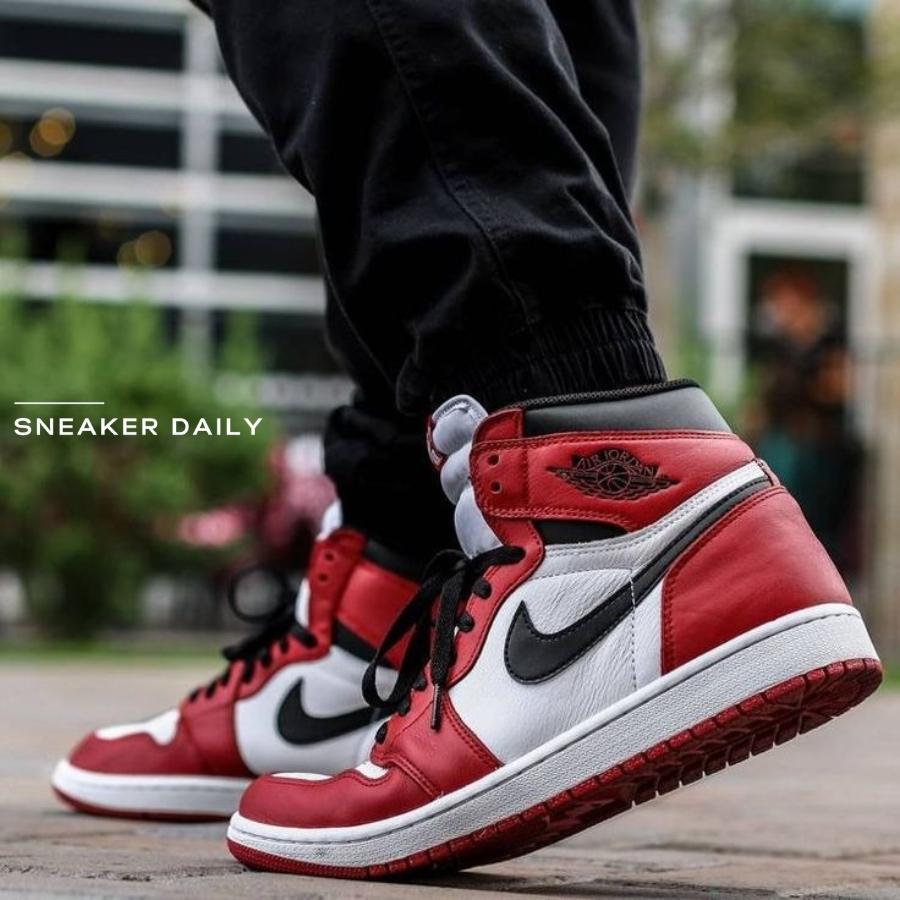 Giày Air Jordan 1 Retro High OG Chicago 2015 555088-101 - Ảnh 6