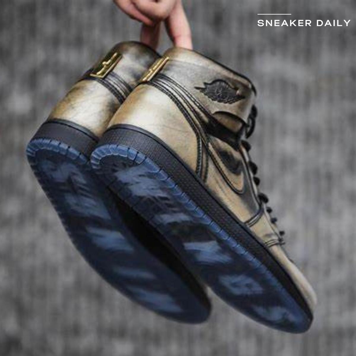 Air Jordan 1 Retro High OG Wings AA2887-035 phối cùng trang phục casual