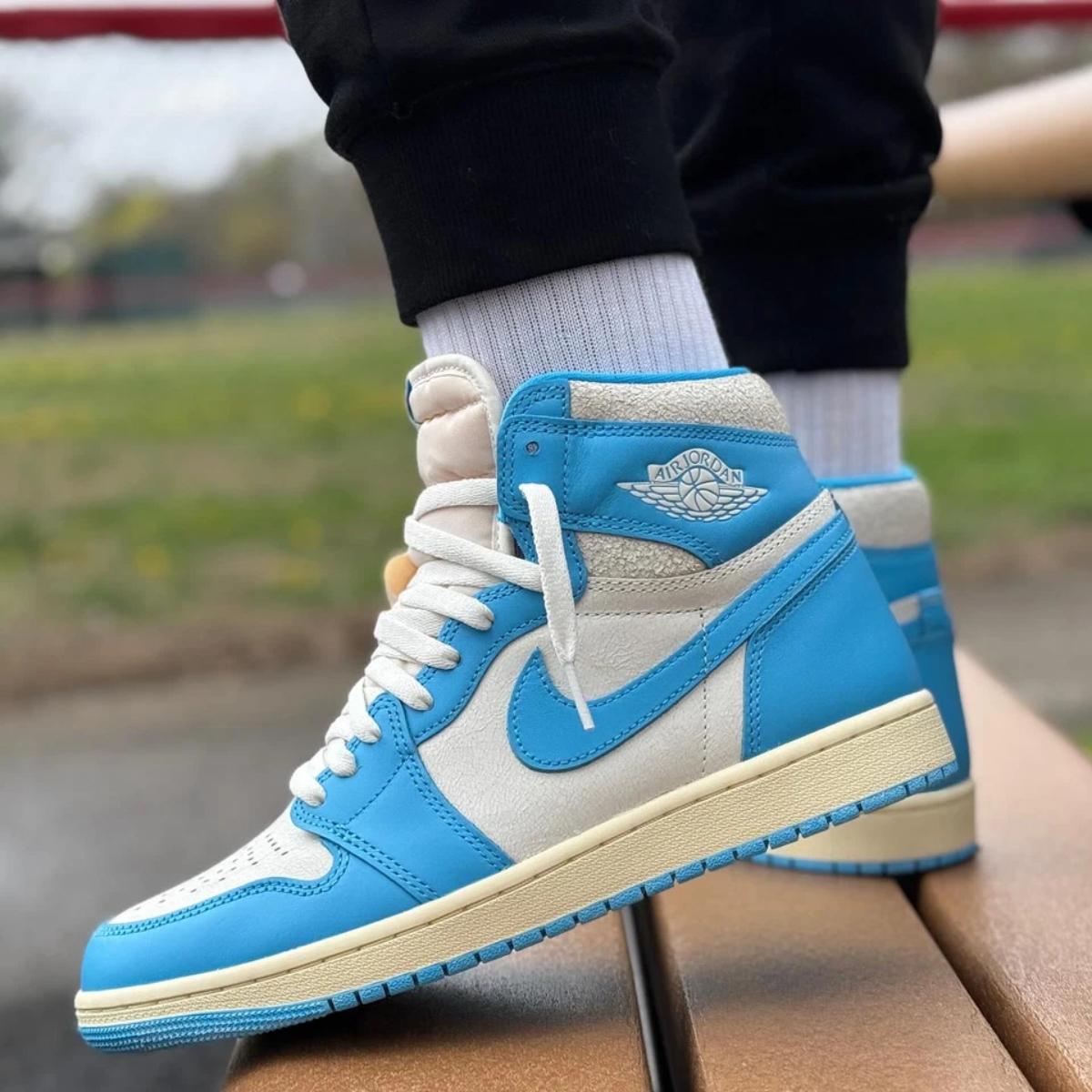 Giày Jordan 1 Retro High OG UNC Reimagined DZ5485-402 - Ảnh 3