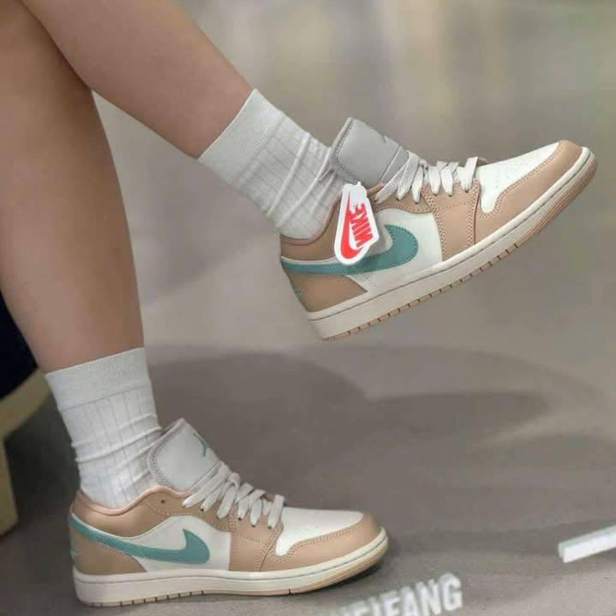 Giày Nike Air Jordan 1 Low Light Brown DC0774-130 - Ảnh 5