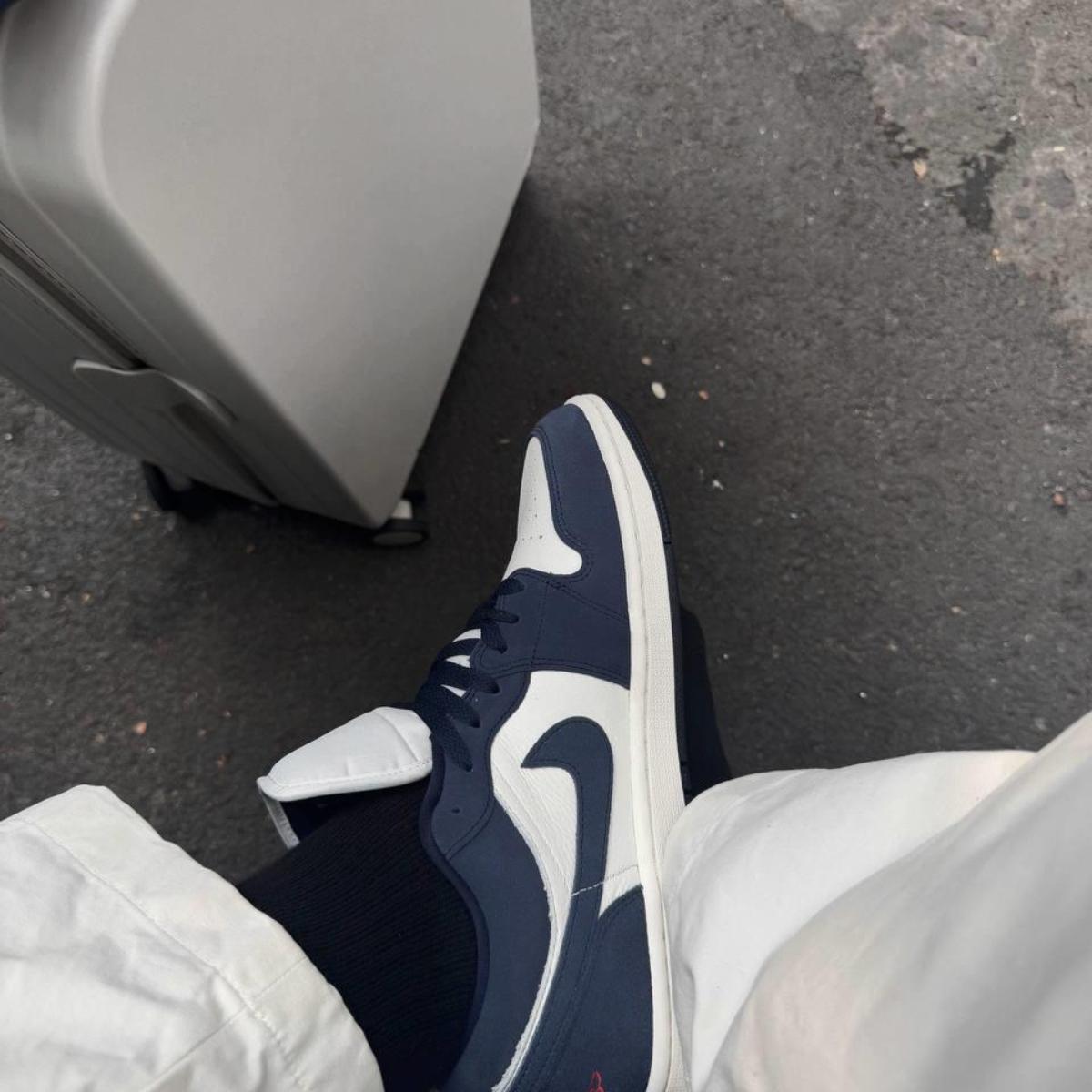 Giày Nike Air Jordan 1 Low Obsidian Suede IO7448-400 - Ảnh 4