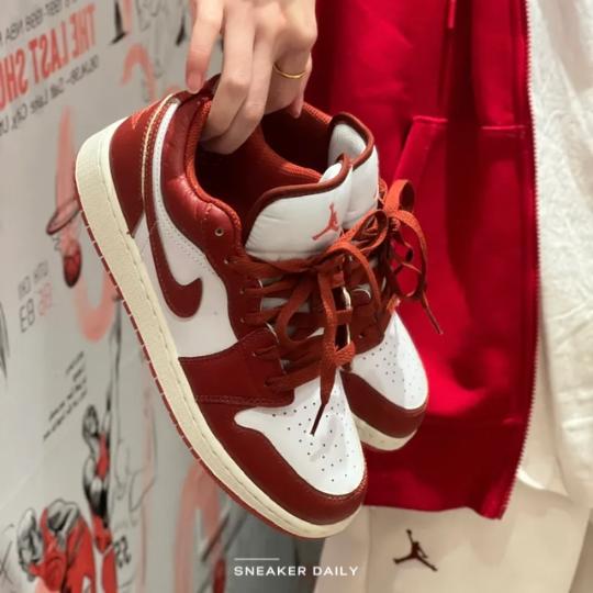 Giày Nike Air Jordan 1 Low SE GS Dune Red FJ3465-160 - Ảnh 11