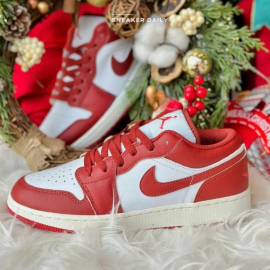 Giày Nike Air Jordan 1 Low SE GS Dune Red FJ3465-160 - Ảnh 9