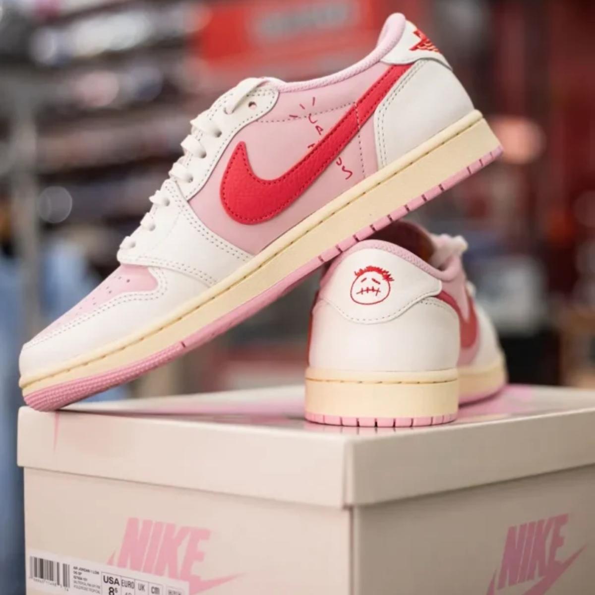 Giày Nike Air Jordan 1 Low x Travis Scott Pink IQ7604-101 - Ảnh 3