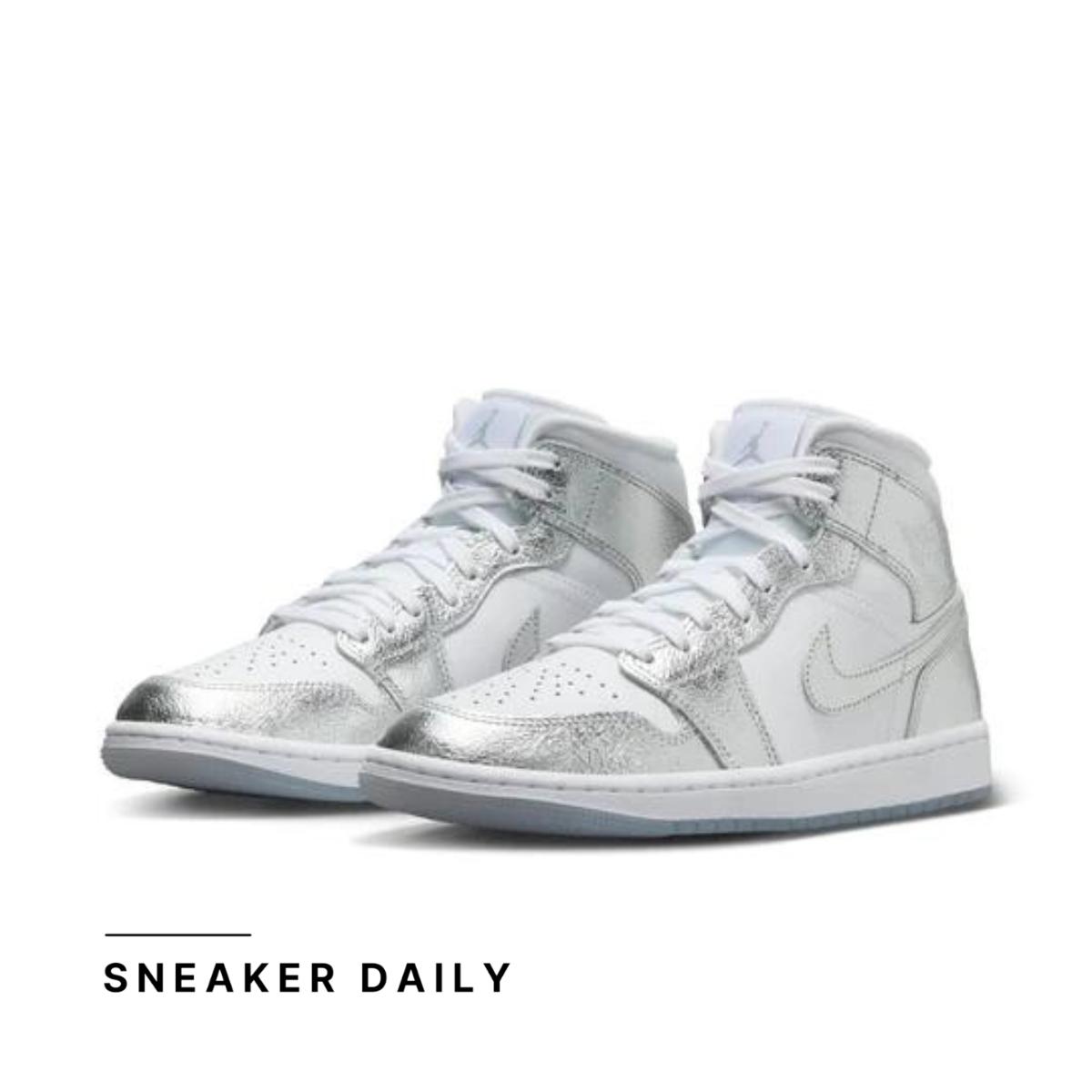 Chi tiết thân giày da full-grain leather Air Jordan 1 Mid SE Metallic Silver