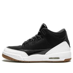 Giày Air Jordan 3 Retro Black White (GS) 441140-022