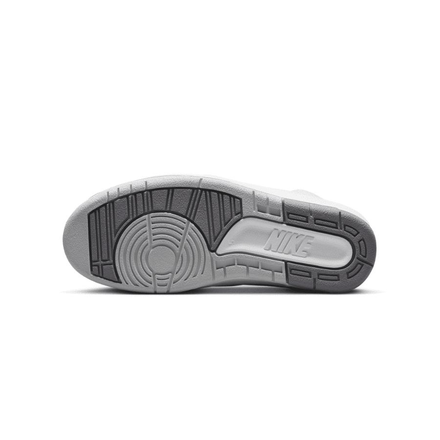 Giày Nike Air Jordan 2 Retro Cement Grey (GS) DQ8562-100 - Ảnh 3